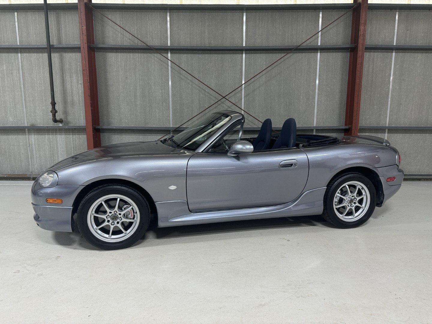 2003 Mazda MX-5 Miata Shinsen Edition