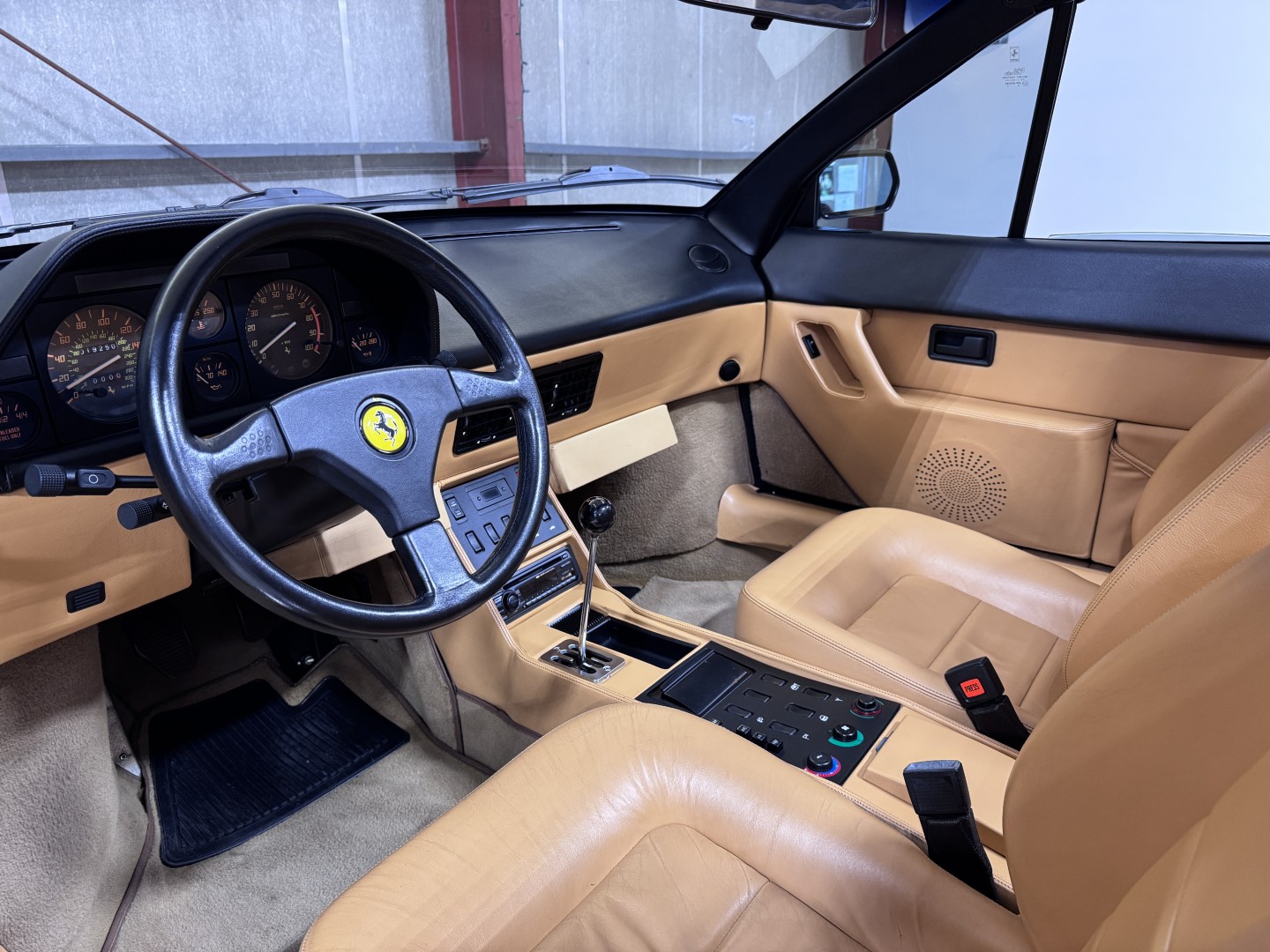 1989 Ferrari Mondial - Photo 82